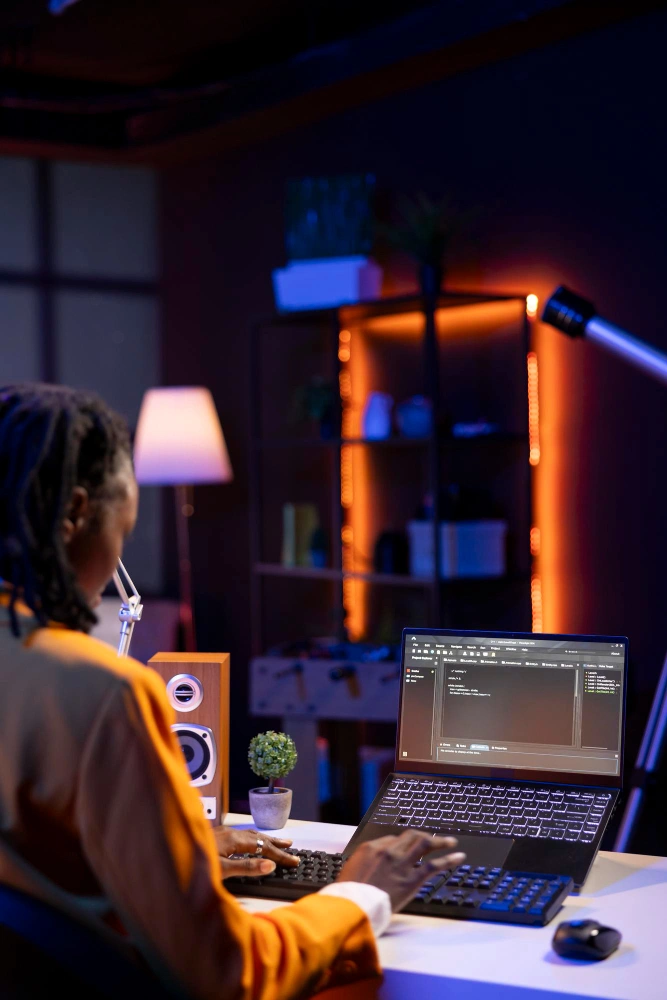 Why Dubai Businesses Choose Markom Global for Web Development