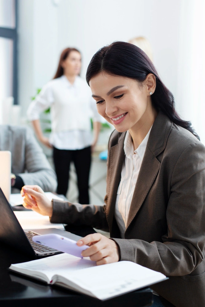 Why Choose Markom Global for Bookkeeping Services in UAE?
