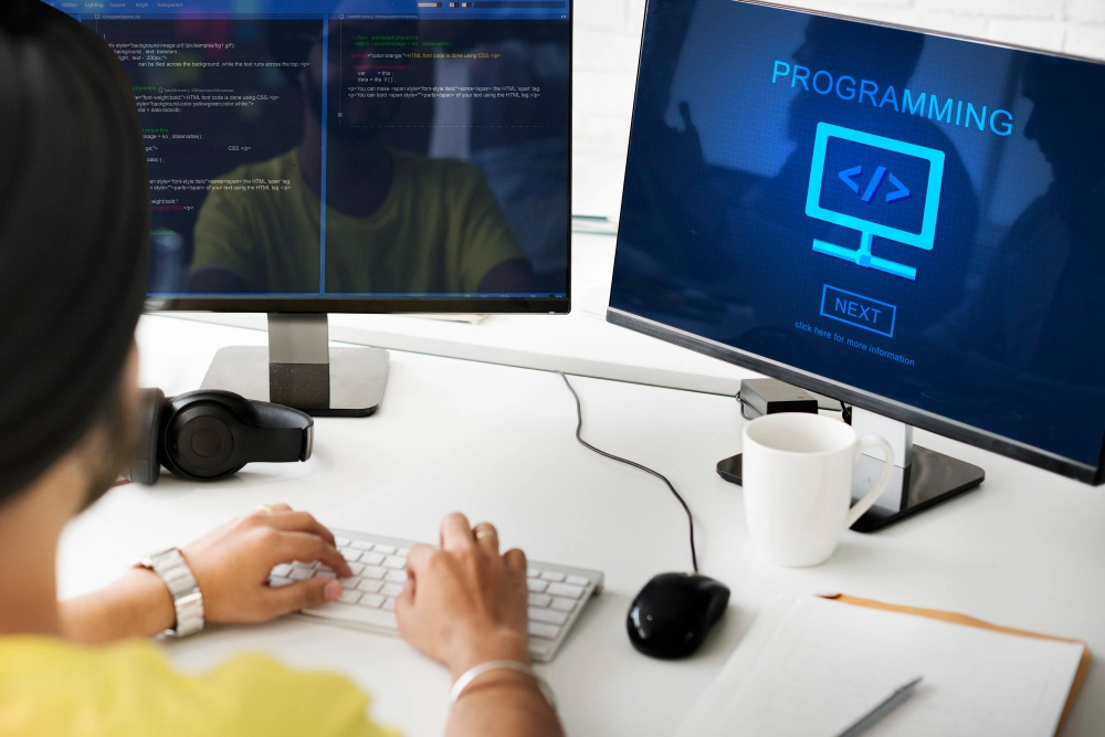 Custom Software Development in Dubai: Should You Build or Just Buy Off-the-Shelf?